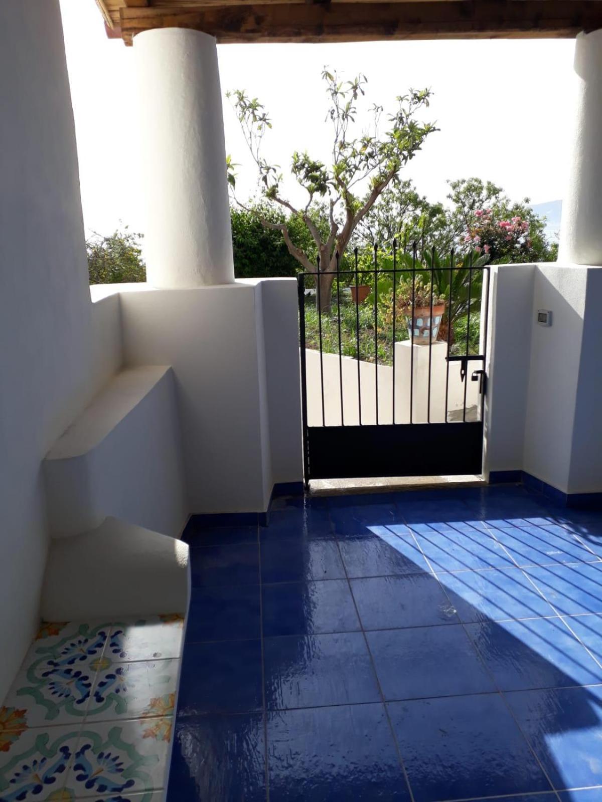 Villa Insolia Santa Marina Salina Ruang foto